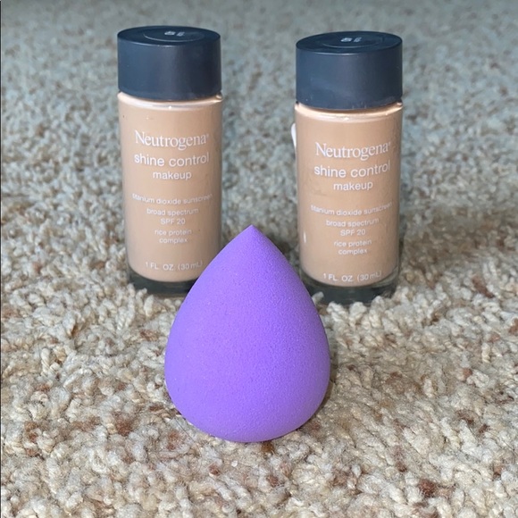 Other - NEW Neutrogena Shine Control Makeup & Sponge